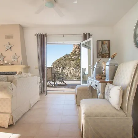 Abahana Villas Panoramic Views 빌라 *