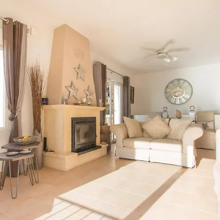 Abahana Villas Panoramic Views 빌라 *